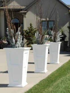 Fairfield Self-Watering Tall Patio Planters, 28” -Outdoor Garden Store 39 342 106V tif