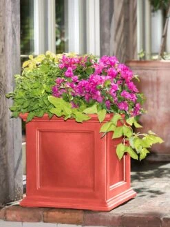 Fairfield Self-Watering Square Planter, 20” X 20” -Outdoor Garden Store 39 618 08477 tif