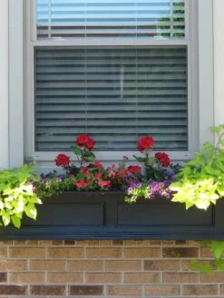 Fairfield Self-Watering Window Box, 4’ 12 Fairfield Self-Watering Window Box, 4’ -Outdoor Garden Store 39345 07V tif