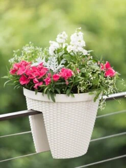 Weave Round Railing Planter, 11" -Outdoor Garden Store 8598370 8580 tif