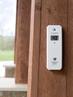 Professional Remote Home & Environment Monitoring Station -Outdoor Garden Store 8600162 03v