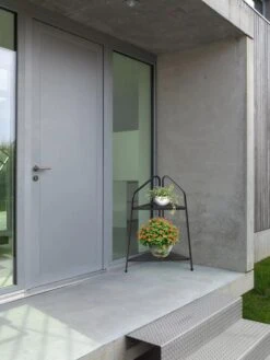 Modern Metal Plant Shelves -Outdoor Garden Store 8609226 01V tif