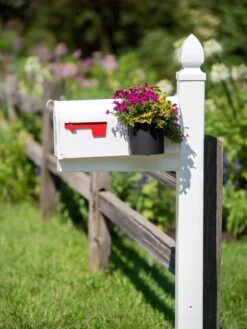 Mailbox Planter -Outdoor Garden Store 8611026 014 tif