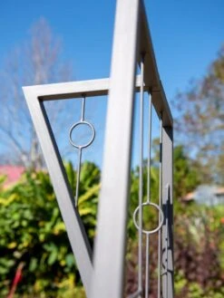 Pilar Free Standing Trellis -Outdoor Garden Store 8613316 0138