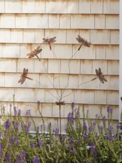 Flutterer Garden Stake -Outdoor Garden Store 8613372 02V tif